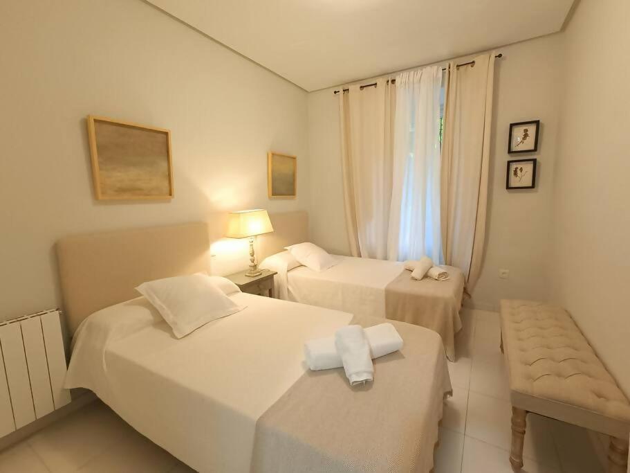 Апартаменты Casa Aguila Casco Antiguo Patio Privado Касерес Экстерьер фото