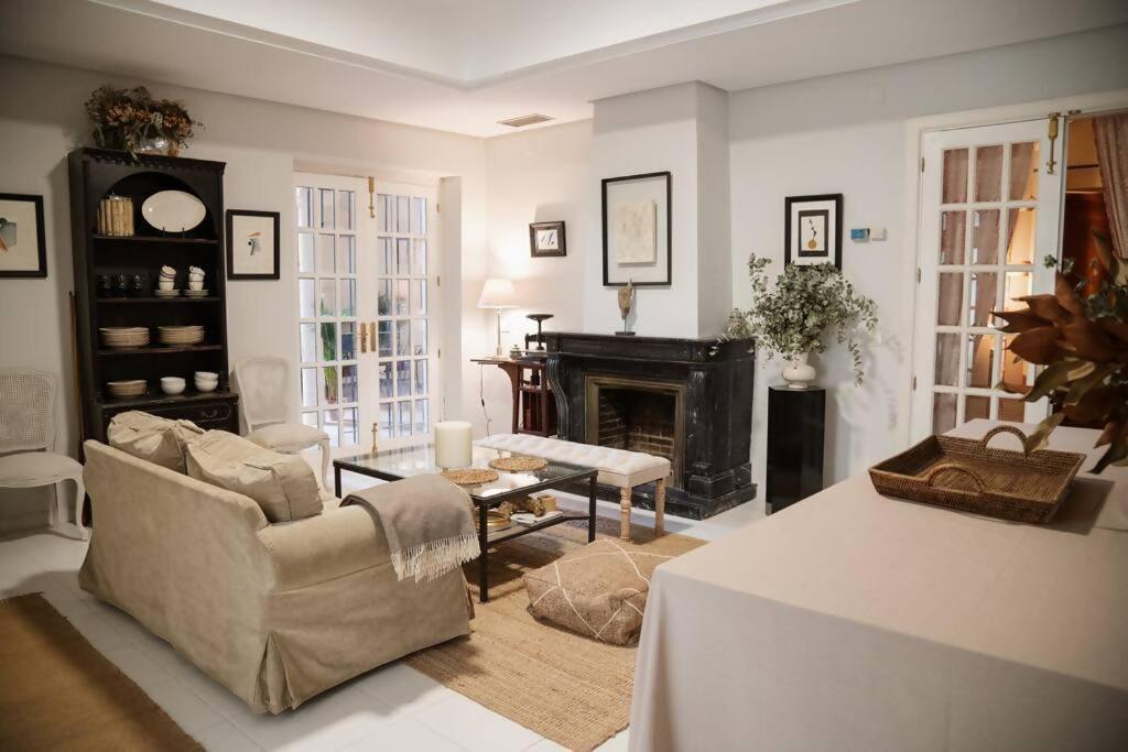 Апартаменты Casa Aguila Casco Antiguo Patio Privado Касерес Экстерьер фото
