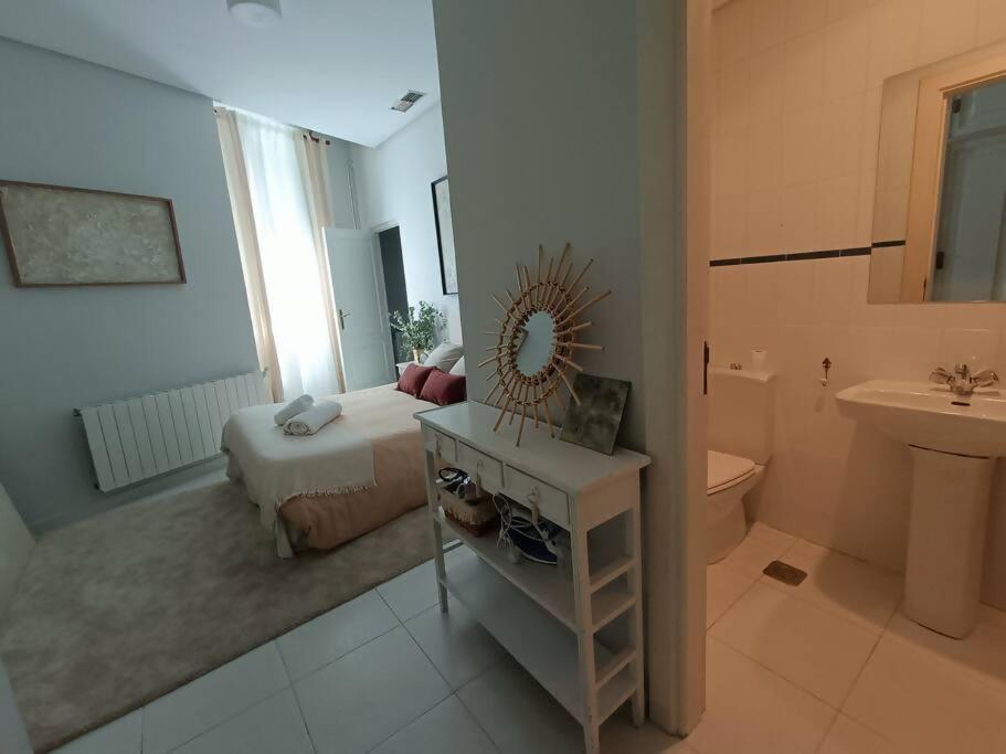 Апартаменты Casa Aguila Casco Antiguo Patio Privado Касерес Экстерьер фото